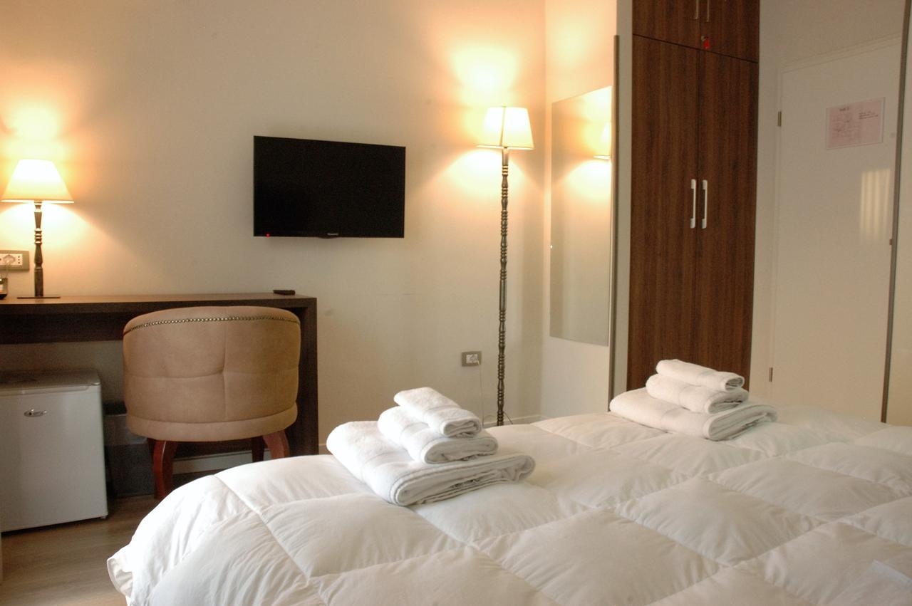 Hotel Hermes Тирана Экстерьер фото